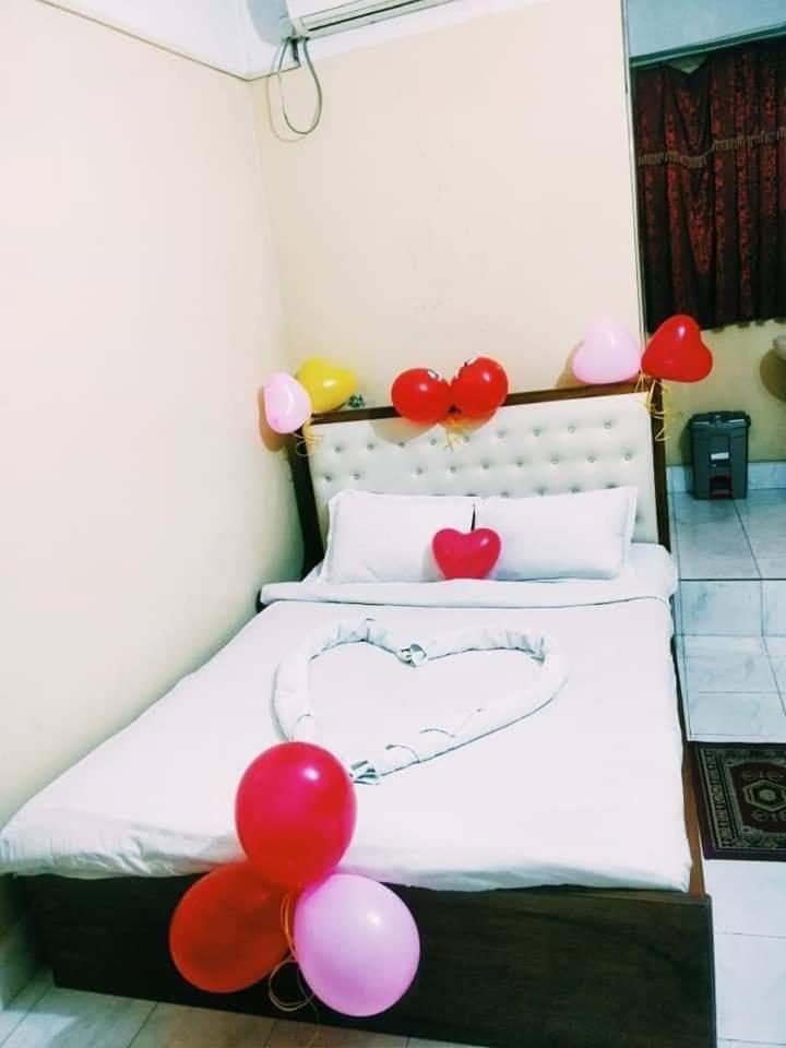 Hotel Shalimar Int'L Дакка Экстерьер фото